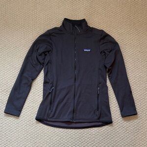 Patagonia Women's black zip up jacket